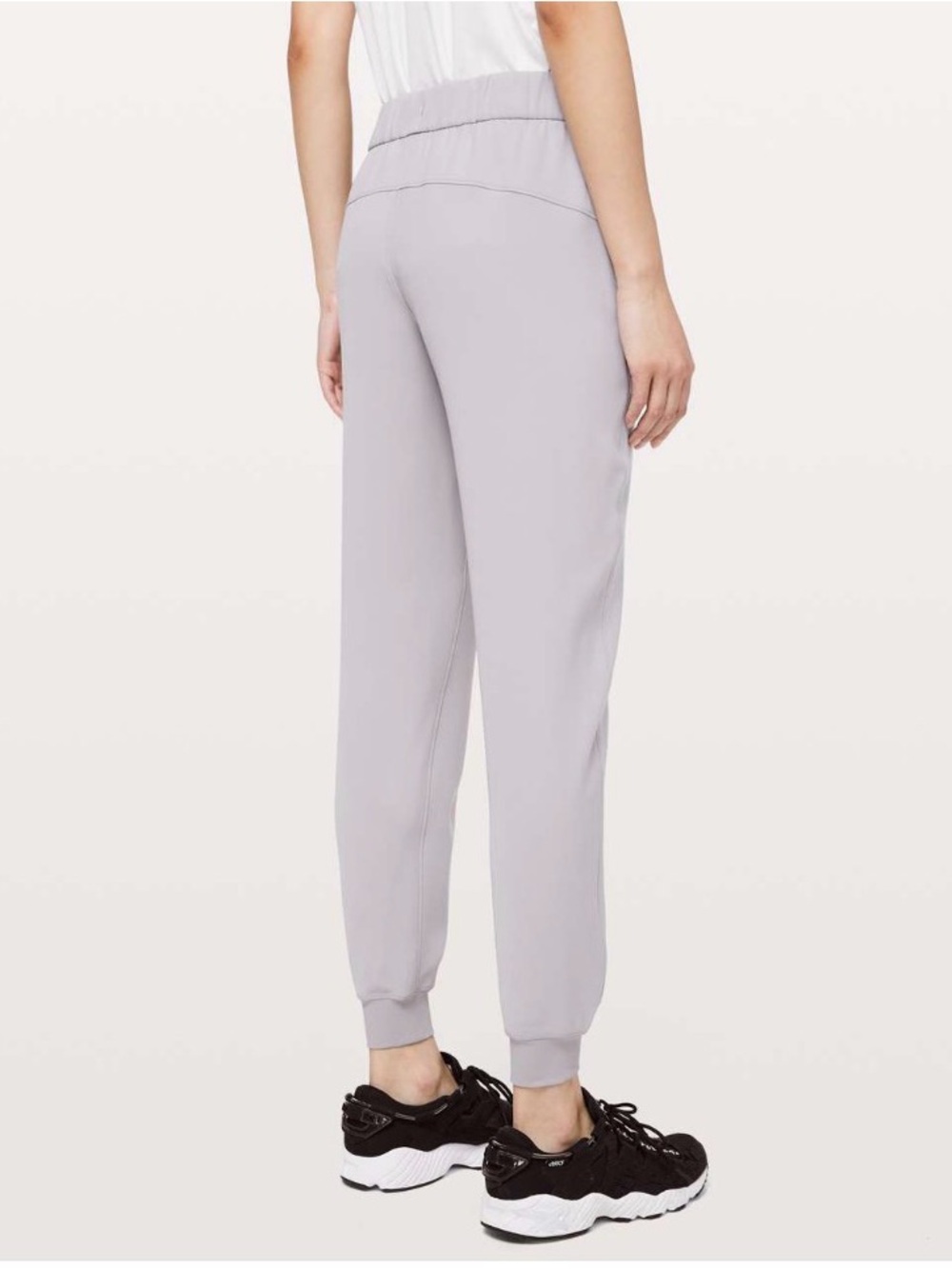 Lululemon On The Fly Jogger
